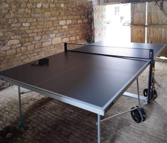 table de ping pong au gite du chateau de manon Ardennes